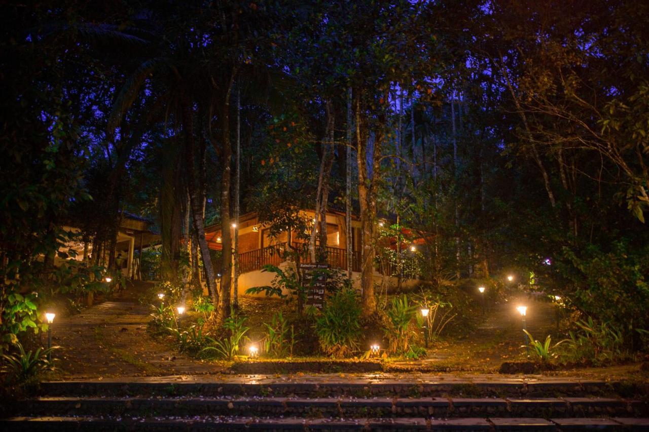Raindrops Resorts Wayanad スルタン・バザリー エクステリア 写真