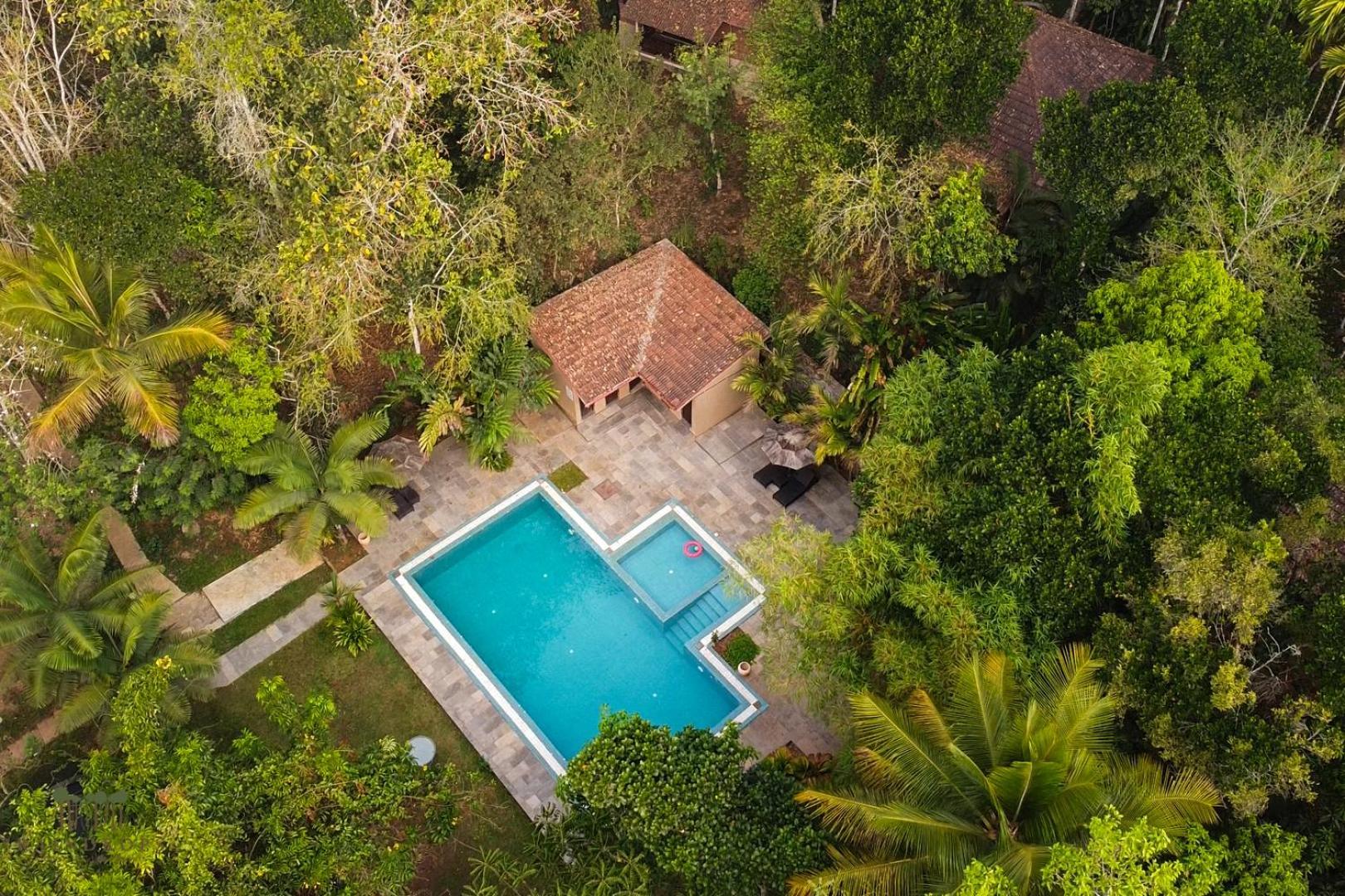 Raindrops Resorts Wayanad スルタン・バザリー エクステリア 写真