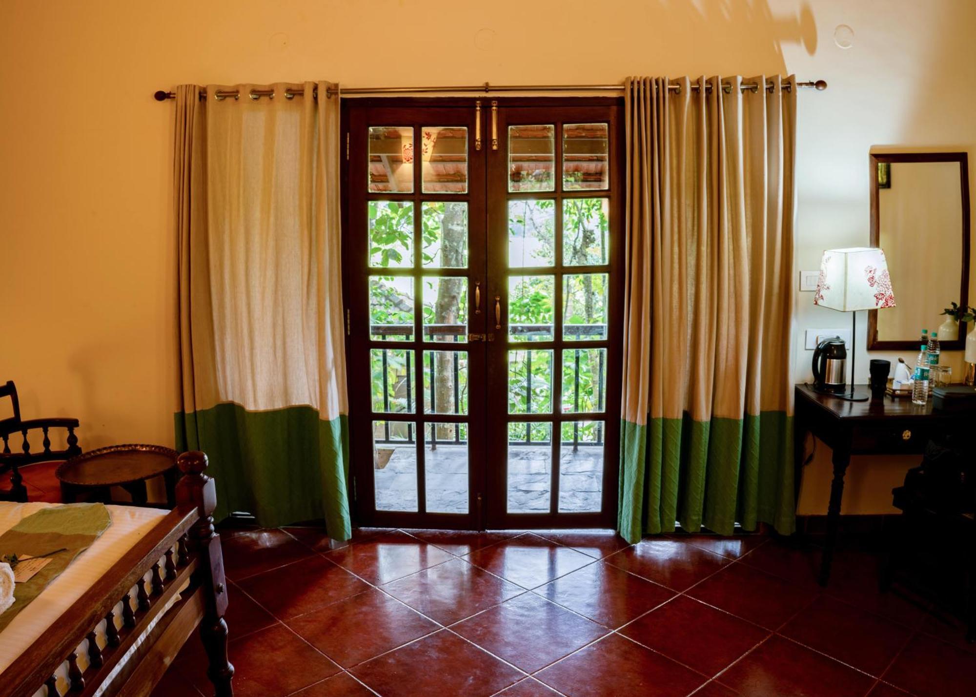 Raindrops Resorts Wayanad スルタン・バザリー エクステリア 写真