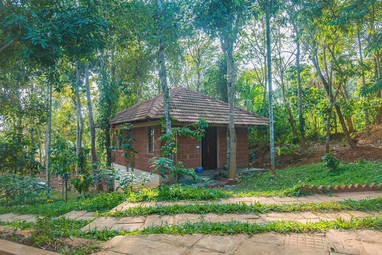 Raindrops Resorts Wayanad スルタン・バザリー エクステリア 写真